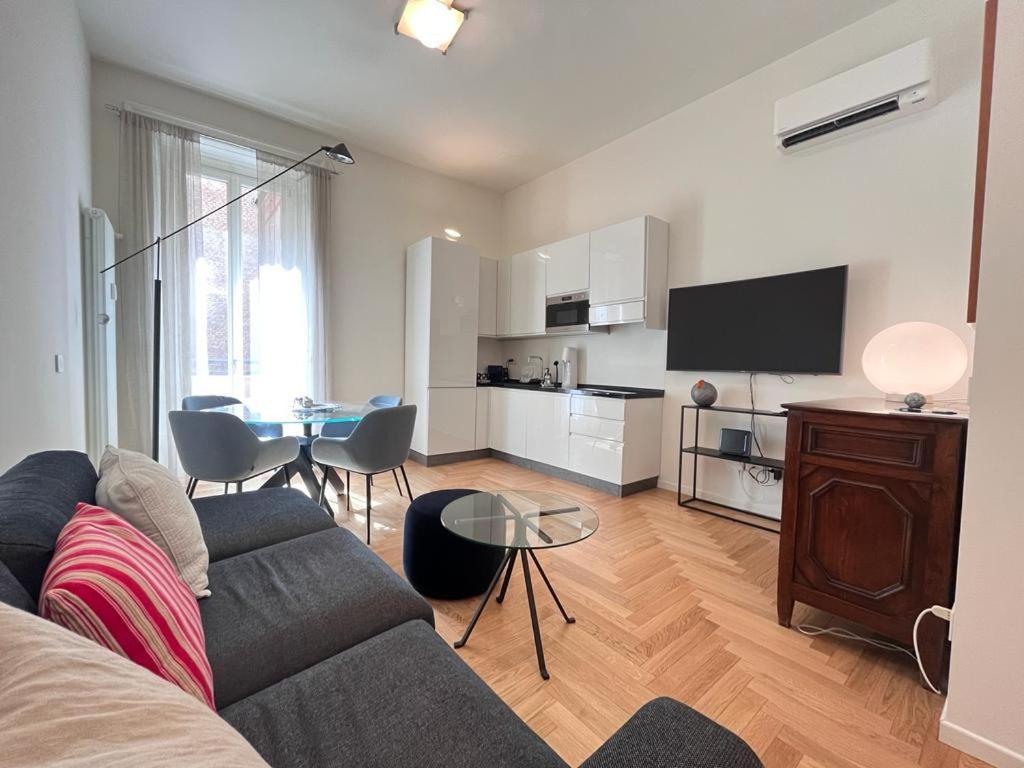 Ferienwohnung Kibilu - Corso Ventidue Marzo - Centro Citta Mailand Exterior foto