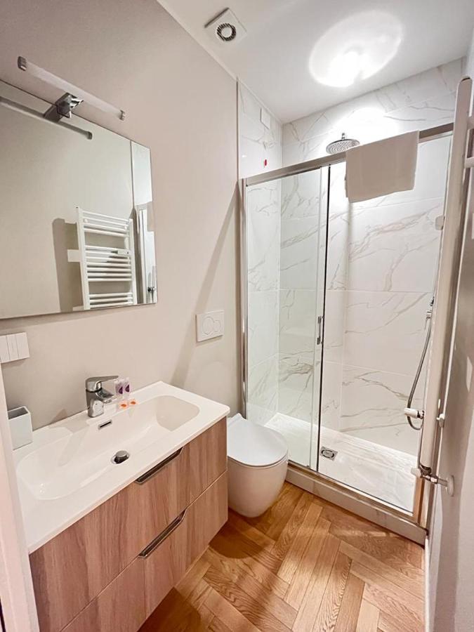Ferienwohnung Kibilu - Corso Ventidue Marzo - Centro Citta Mailand Exterior foto