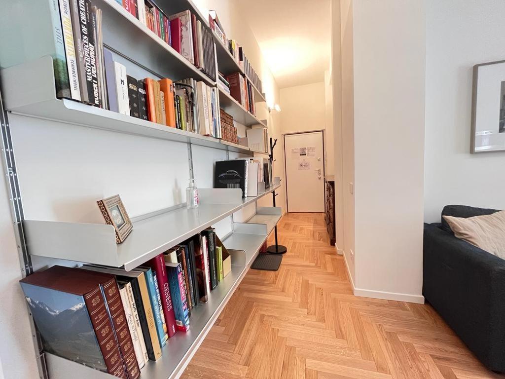 Ferienwohnung Kibilu - Corso Ventidue Marzo - Centro Citta Mailand Exterior foto